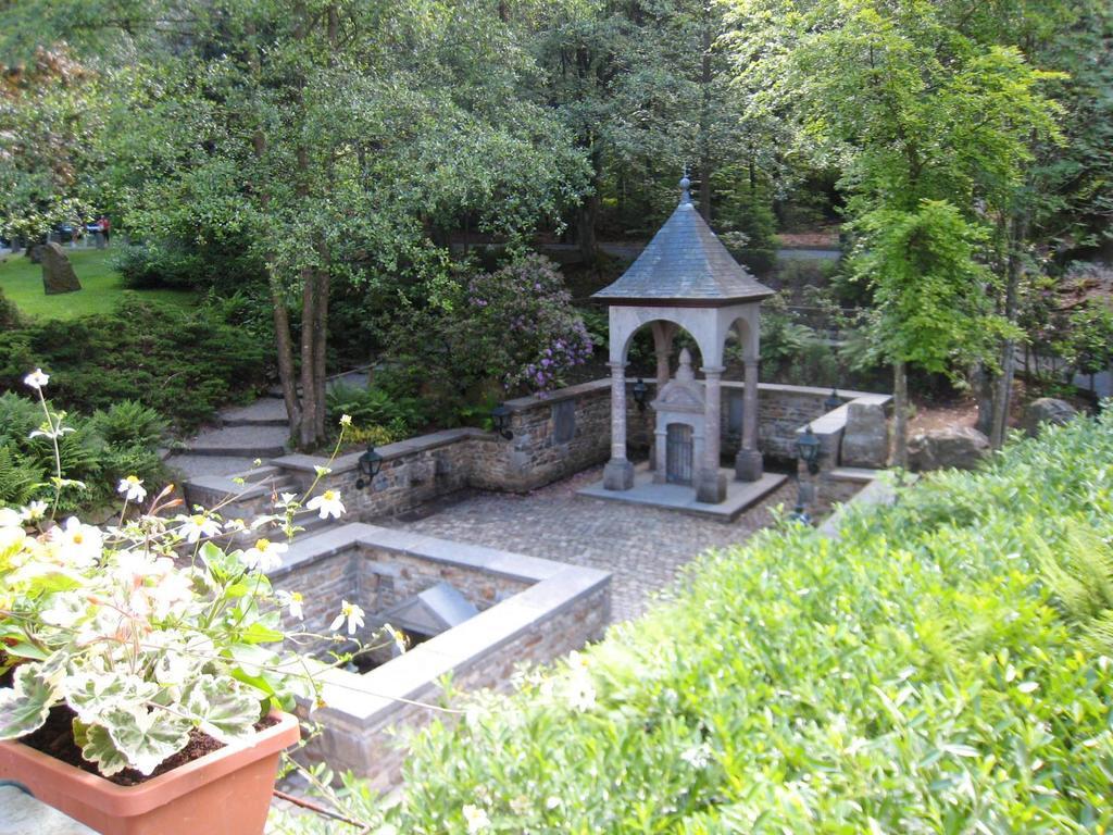 B&B La Source De La Geronstere Spa Exterior photo
